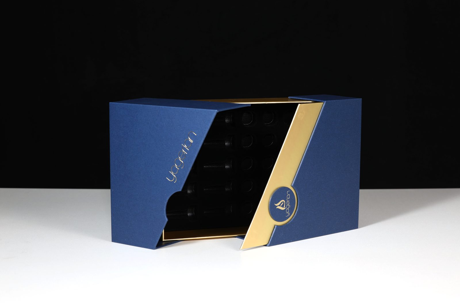Angled Double-Door Gift Box