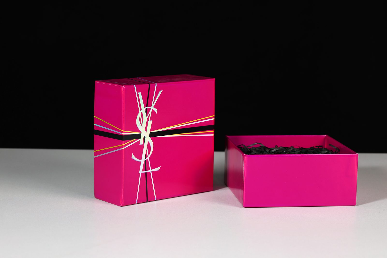 Holographic Lid and Base Box