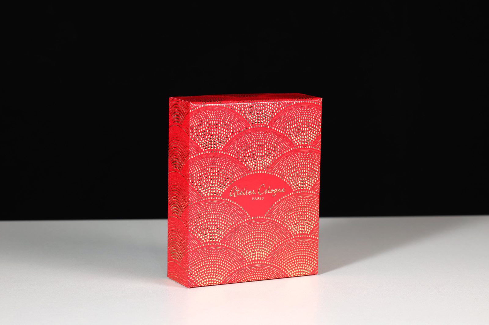 Red Wave Luxury Gift Box